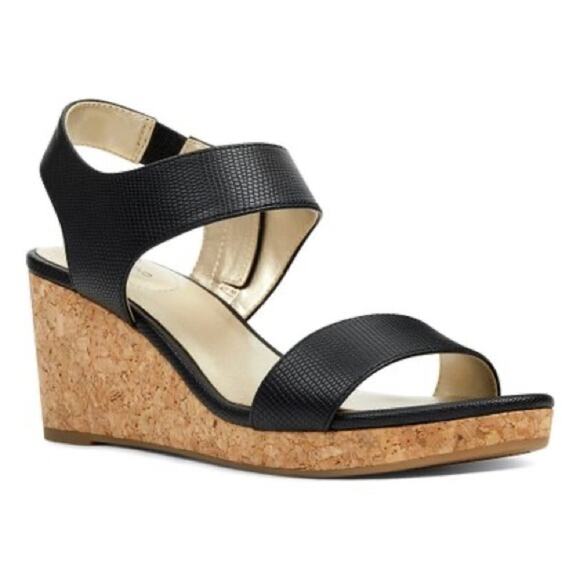 Bandolino Shoes - BANDOLINO |  Black Textured "Tessa"‎ Wedge Sandals
